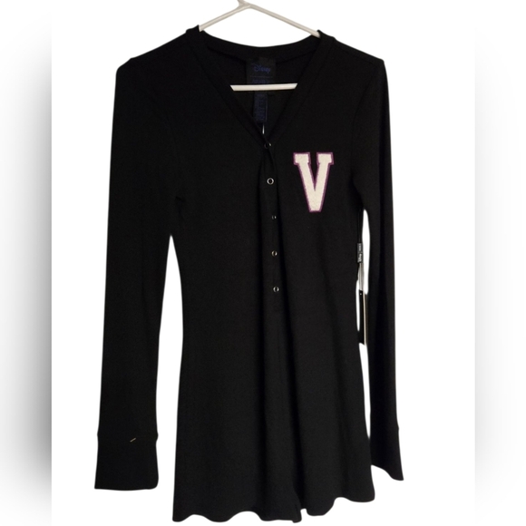 Forever 21 Disney Villians Black Pajama Romper Size Medium New - Picture 1 of 6